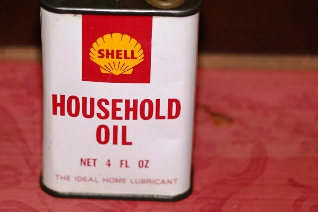 Vintage Shell Household Oil 4 oz Oiler