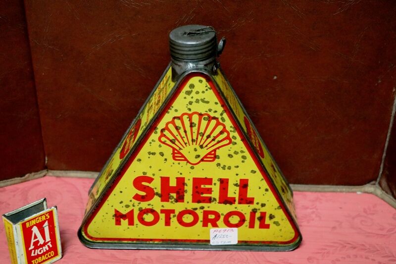 Vintage Shell Motor Oil Tri Shape 1litre Tin