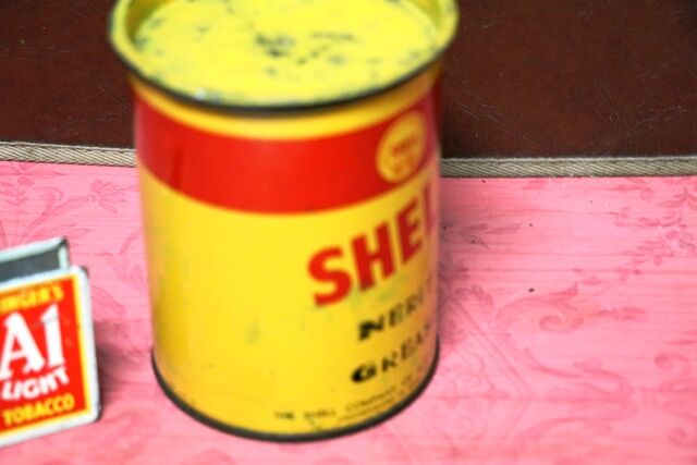 Vintage Shell Nerita Grease3 Net 1lb Tin