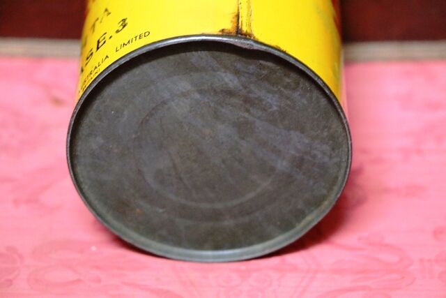 Vintage Shell Nerita Grease3 Net 1lb Tin