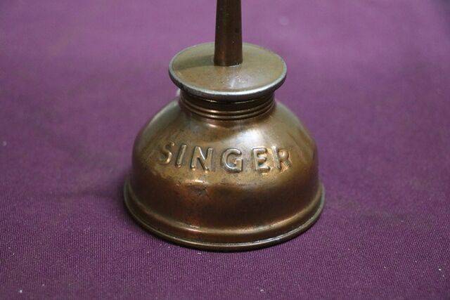 Vintage Singer Can Oiler 