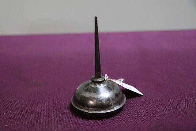 Vintage Small Can Oiler 