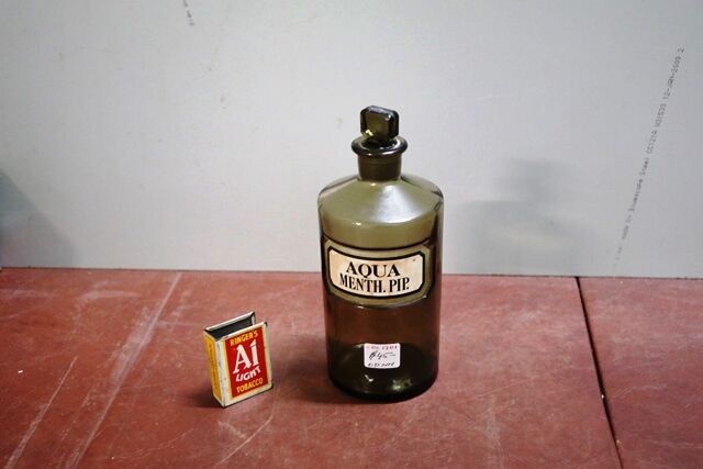 Vintage Smoke Green Aqua Menth Pip Bottle