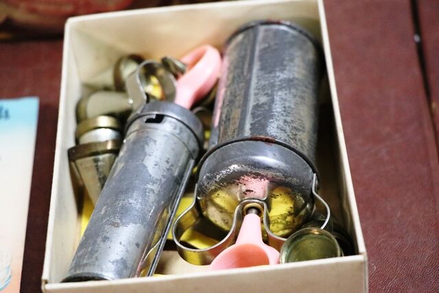 Vintage Tala Icing Set Complete with Contents