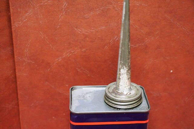 Vintage UNA  SUNCAN Farm Machinery Oil Can