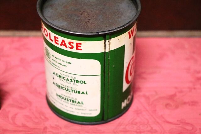 Vintage Wakefield Castroease 1lb Tin