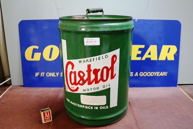Vintage Wakefield Castrol Z Motor Oil 5gal Can 