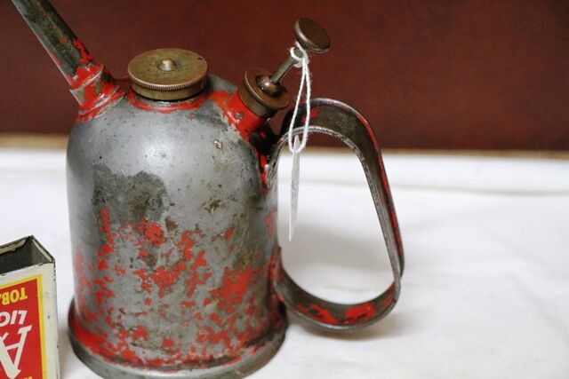 Vintage  Aust REGA 12 Pint Can Shape Button Pump Oiler