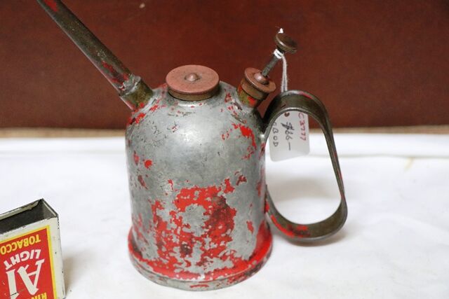 Vintage  Aust REGA 12 Pint Can Shape Button Pump Oiler