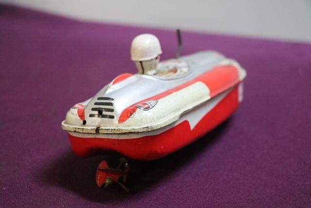 Y3 Wind Up Emerald Boat Crank Yonezawa Japan Tin Toy 