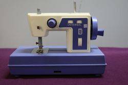 Universal Toy Sewing Machine 