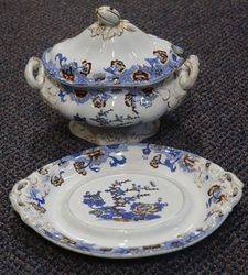 Copeland and Garrett Spode Works  Staffordshire  C183347 Tureen and Stand 