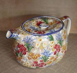 Royal Winton Marguerite Tea Pot 