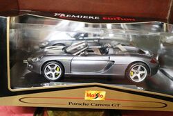 118 Dia Cast Porsche Carrera GT Premiere Edition Model
