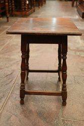 Small Early C20th Oak Side Table With Turned Legs #