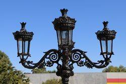 Regency Top of the Range 5 Branch Cast Iron Garden Lamp