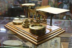 Set Of Antique Scales On Solid Oak Base With 8 Brass Weights 