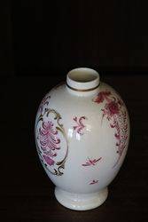 A 18th Century Worcester Porcelain Tea Caddy C17751785