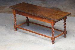 Small Twist Leg Table 