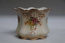 Crown Ducal Ware Small "Louis Pattern" China Bowl.#