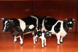 Beswick Friesian Cattle Family Bull-Cow-Calf #