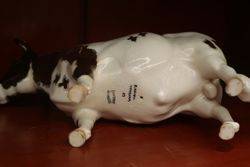 Early Beswick Family Of 3 Ayrshire Cattle BullCowCalf 