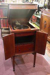 Antique Gramophone 