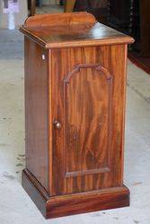 Antique Mahogany Bedside Cabinet. #