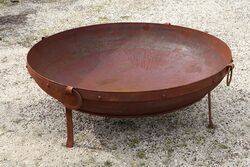 Steel Couldron Style Fire Pit. #