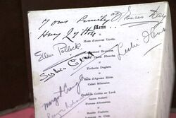 1934 Gallery First Nighters Club Signed Menu Leslie Banks 