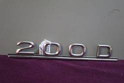 200 D Mercedes Badge 