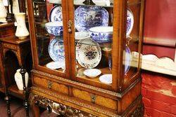 1950s Queen Ann Style Burr Walnut 2 Door Display Cabinet 