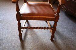 Lovely Set of 7 English Oak Dinning Chairs 