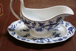 A Quality Dresden Gravy Boat with Fixed Stand 