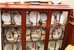 Antique Mahogany Single Door Mahogany Display Cabinet