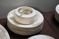 42 Piece Royal Doulton Athlone D5551 Dinner Service 