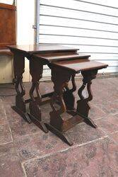A Lovely Early C20th Oak Nest of 3 Tables 