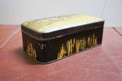 A Vintage Sweets Tin with 2 Embossed English Setters 