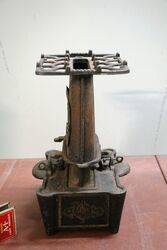 Antique SPEEDWELL Single Burner Paraffin Portable Stove  