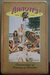 Arnottand39s Biscuits Tin 