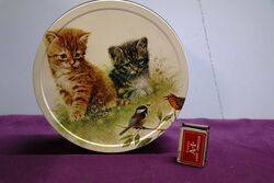 Arnotts Biscuit Tin , Classic Style Kitten's & Wrens.