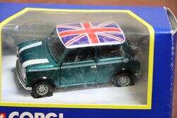 CORGI Mini  British Racing Green with Union Jack