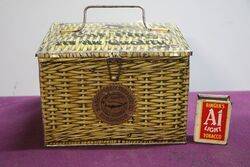 COl Vintage Pattersonand39s Seal Cut Plug 1930 Lunch Pail Cigarettes tin 