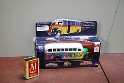 Classic MALTA Bus Die Cast Model