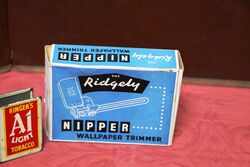 Classic Ridgley Nipper Wallpaper Trimmer.