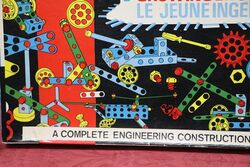 Classic The Growing Engineer Construction Set Boxed Toy