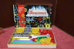 Classic The Growing Engineer Construction Set Boxed Toy