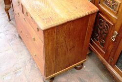 Early C19th Antique 4 Drawer Oak Chest of Small Dimensions 