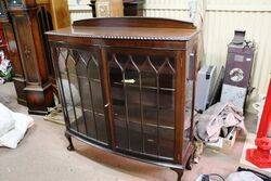 Early C20th Mahogany 2 Door Display Cabinet.  #