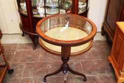 Early C20th Round Mahogany Bijouteri 